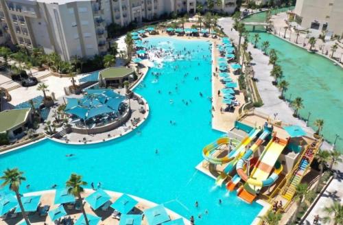 Magnifique S 1 à Palm Lake Resort Monastir avec 5 piscines à l'eau de mer