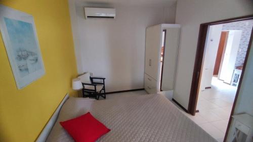 Beach Front House with Garden, in Pefkochori