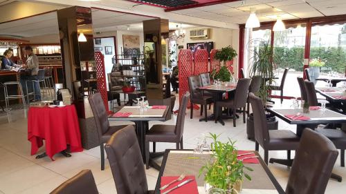 Restoran atau tempat lain untuk makan di Hôtel Eclipse