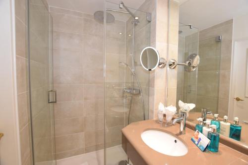 Hotel Wiking Sylt photo 76