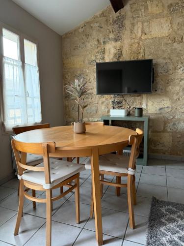 Cozy 1-bedroom apartment 2 minutes from Stalingrad Private parking