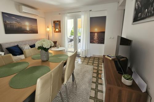 Symphony Apartment - Adults Only