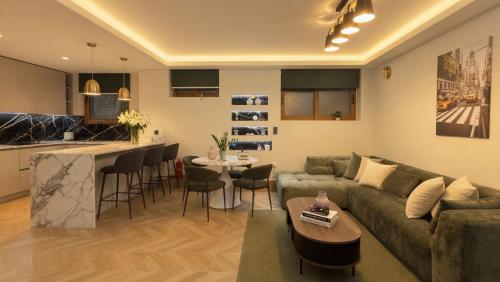 Piraeus President Suite