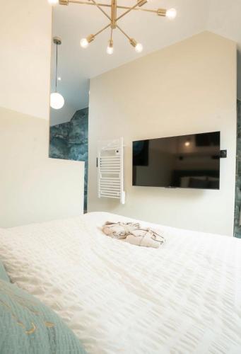 Ciel d'Azur Suite Church View, Spa & Luxury