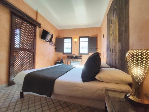 Chambre Taza, Riad 1 Couple only au village naturiste