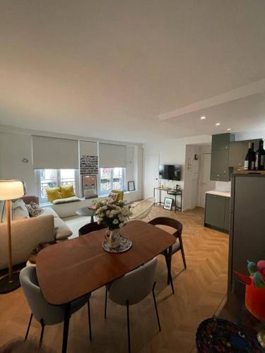 Appartement Saint Georges - rue des martyrs