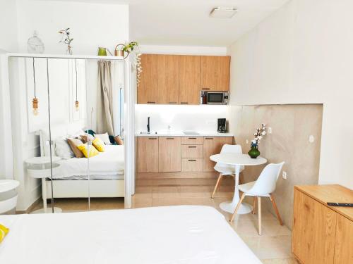 Studio apartment close to the sea