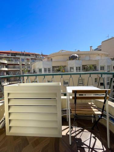 Charming Apartment, air-conditioned and centrally located