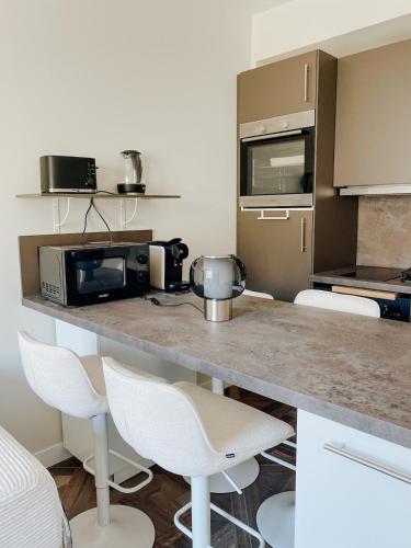 Charming Apartment, air-conditioned and centrally located