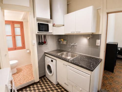 Place Vieille - charming apartment in the Old Town
