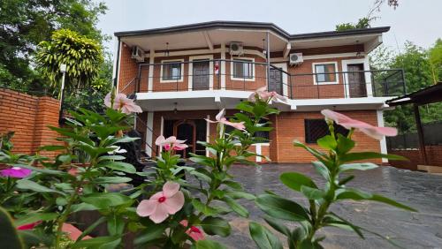 Departamento Céntrico con Balcón y Pileta en Puerto Iguazú