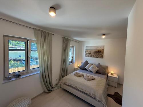Donau-Loft New Luxury Apartment with Private Parking