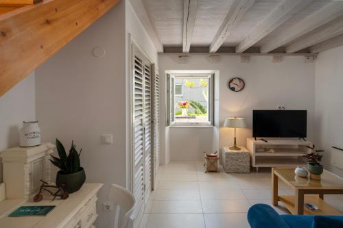 Maro & Baro Apartments, near Old Town Dubrovnik