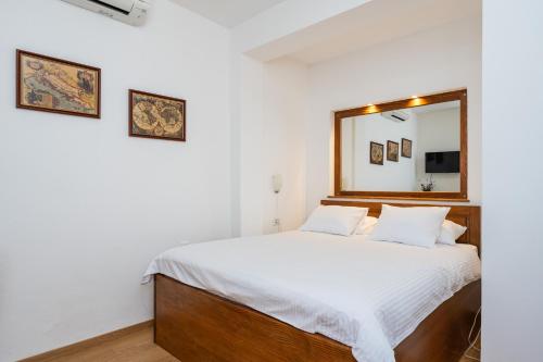 Room over Old town