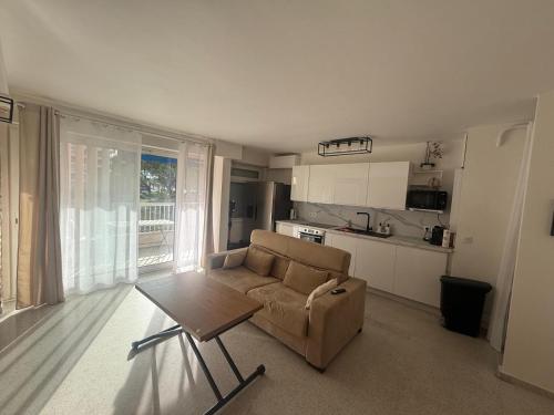 Appartement 2 chambres front de mer 40m plage vue mer clim - Fréjus plage