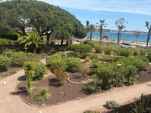Appartement 2 chambres front de mer 40m plage vue mer clim - Fréjus plage