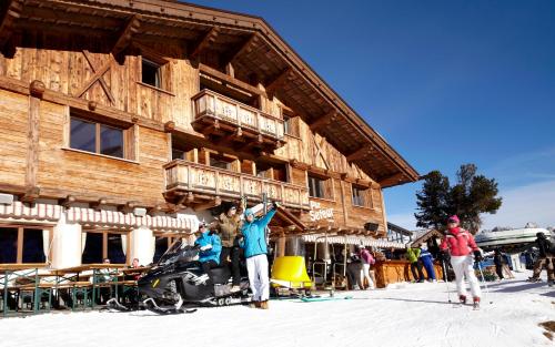 Gallery image of Hotel Piz Seteur in Selva di Val Gardena