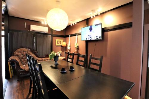 Private Rooftop 4BR Villa for12 - 4BR-2Bath-3Toilet-3min Stn