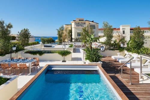 Carlton Cannes, a Regent Hotel