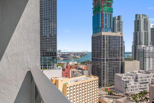 501 First Miami Worldcenter by Palermo Home Miami photo 175