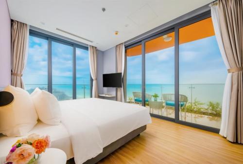 Phòng ngủ condotel Flamingo Hải Tiến view biển - nội thất đầy đủ tiêu chuẩn khách sạn