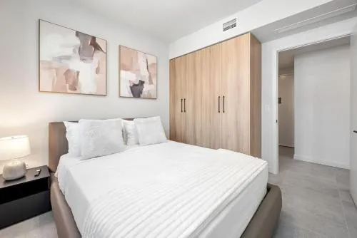 501 First Miami Worldcenter by Palermo Home Miami photo 12