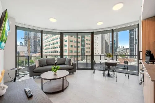 501 First Miami Worldcenter by Palermo Home Miami photo 3