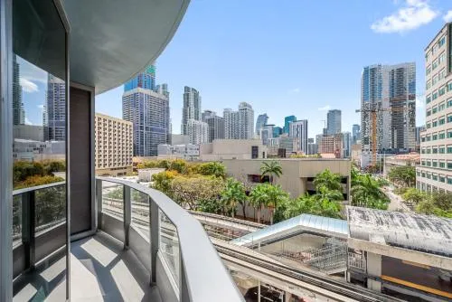 501 First Miami Worldcenter by Palermo Home Miami photo 6