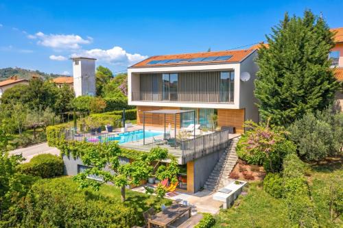 Alma Vista Luxury Villa - Happy Rentals