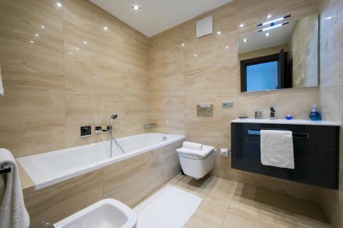 Boutique Apartment Lugano with private Garden close to the centre. - Happy Rentals