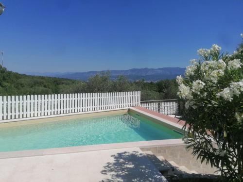 Apartment with two bedrooms and pool