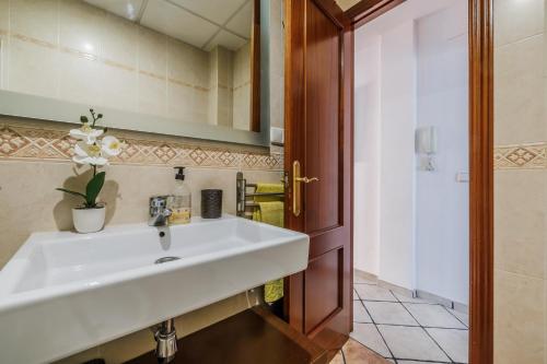 Apartamento Buganvilla & Parking y Terraza