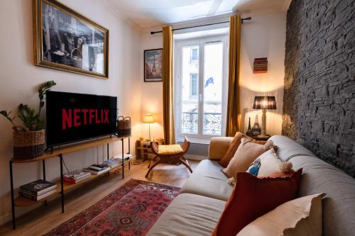 Typical Flat Eiffel Tower 4 Guests