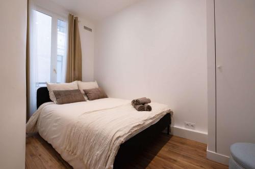 Golden Triangle 3BR Haussmann Champs-Elysees