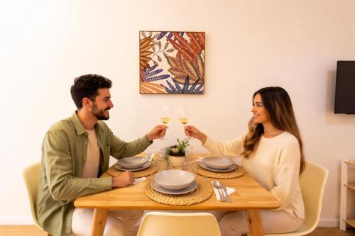 CASA FLORIT - The Maritim Metro Station Suites