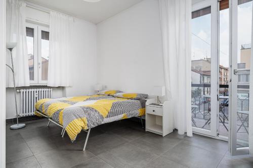 NEW - 2BR - 2 Baths - A-C - M2 Cimiano - Bus 53