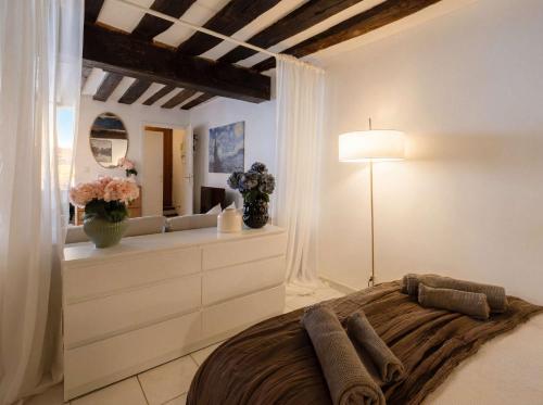 Cozy Studio by Notre-Dame Latin Quarter