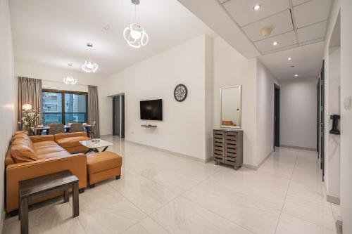 4 Bedroom Apartment with Private Terrace in Business Bay