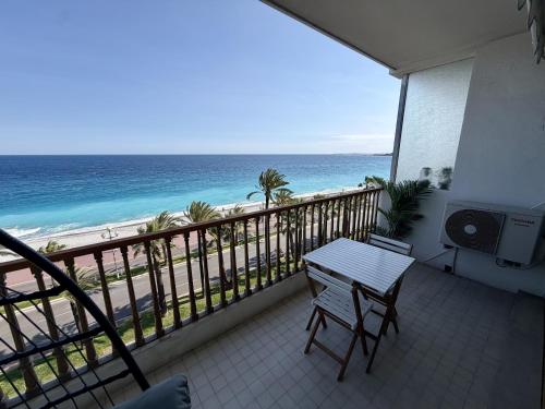 Incredible Seaview Studio on Promenade