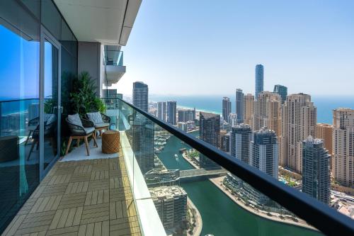 Sea View and Dubai Eye View Dubai Marina
