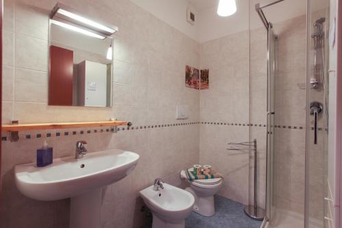 Garage Included, Bright Apartment with Terrace