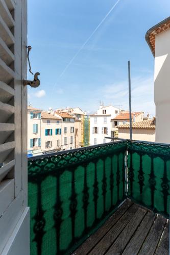 Appartement au coeur du Vieil Antibes