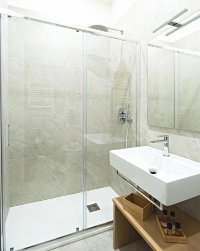 Serendipity Suites