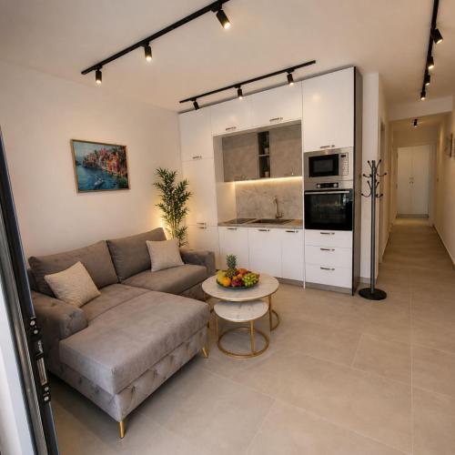 Gold Star Apartments