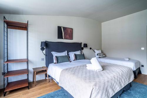 UrbanFlat 135 - Central Luxurious Apartment in Paris
