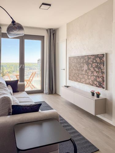 River View Design Apartment, AC, Parking