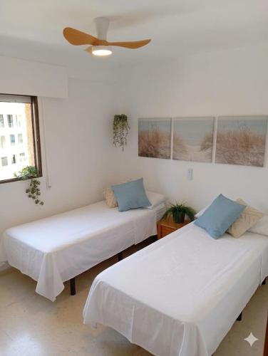 Apartment for 6 in Gemelos 4 with Pool