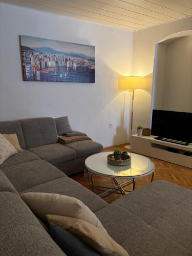 Boutique Room Kaja Walk to Old Town & Riva
