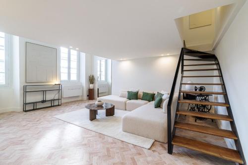 20 QUAI LUNEL - Loft vue Port de Nice - 2 suites mezzanine - Climatise
