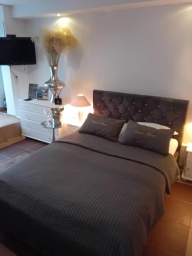 Apartament Corner House